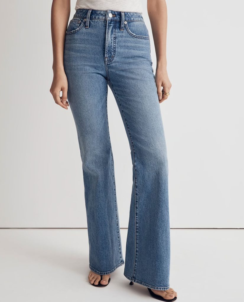 The Six Best Flare Jeans For Petite Ladies - Denimology