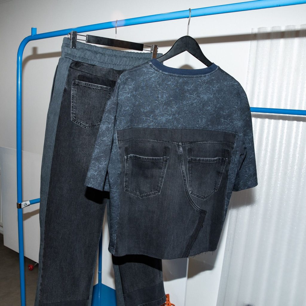 denim joggers