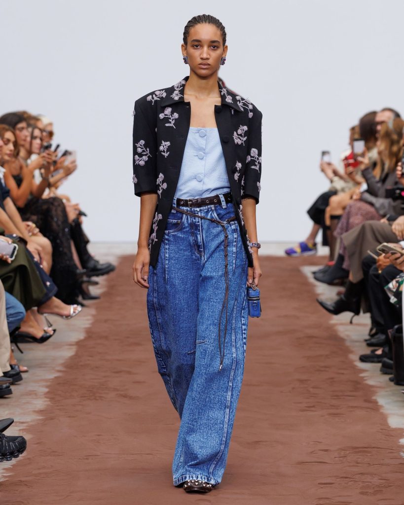 baggy jeans