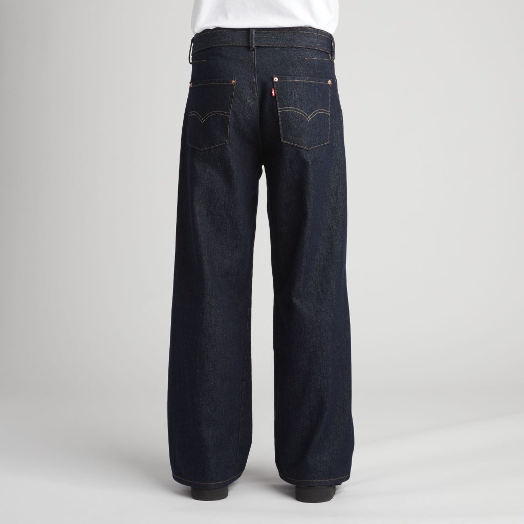 baggy jeans