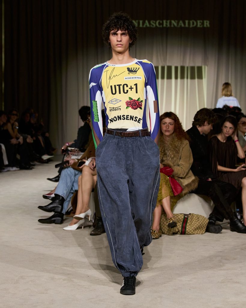 baggy jeans